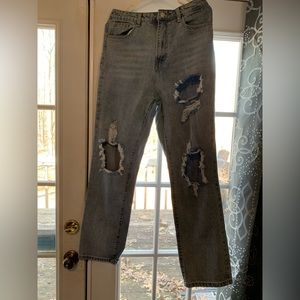 Pretty Little Thing, Womens size 6- light wash, distressed jeans. Barely worn.